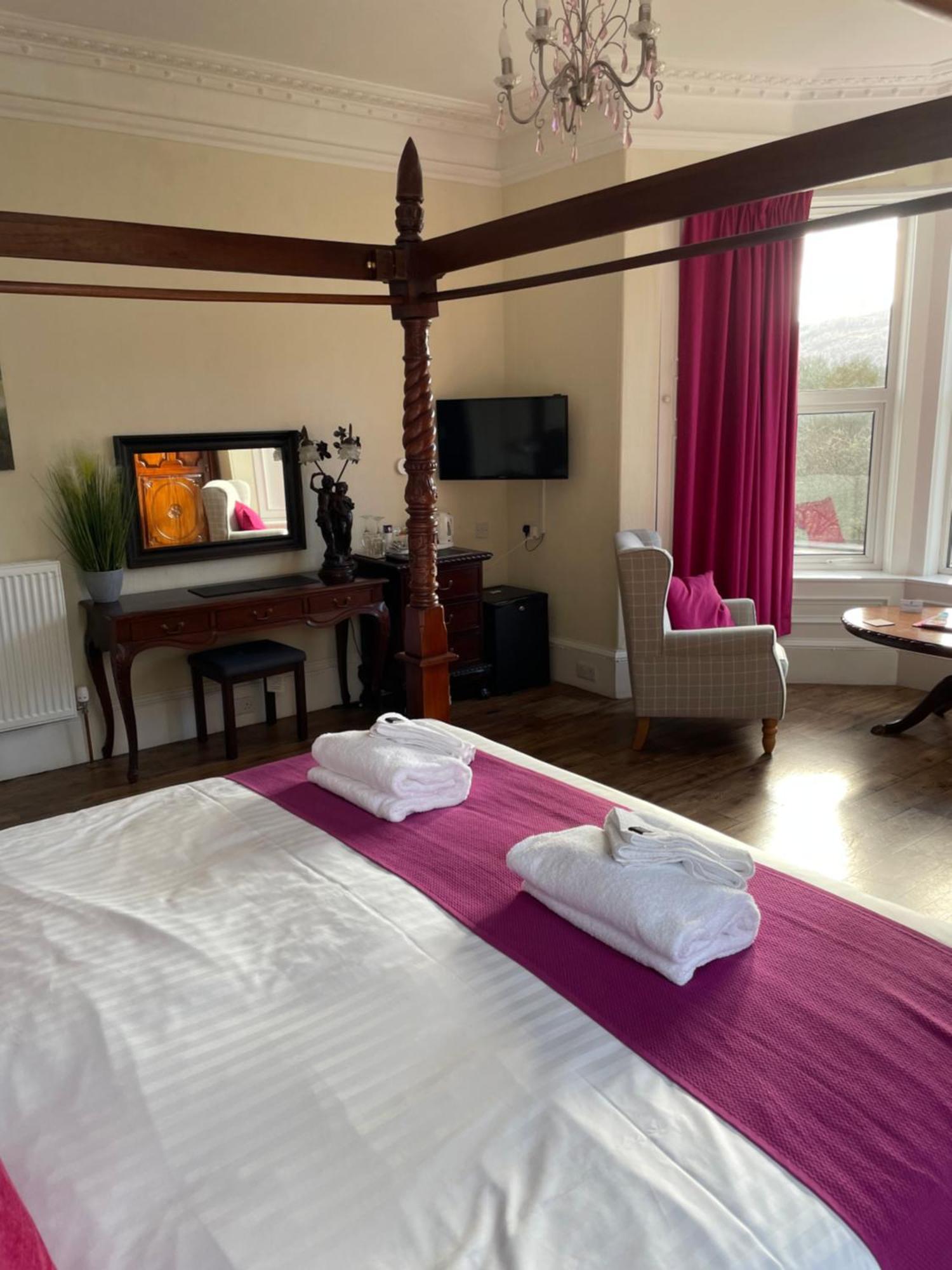 The Claymore Guest House Pitlochry Eksteriør billede