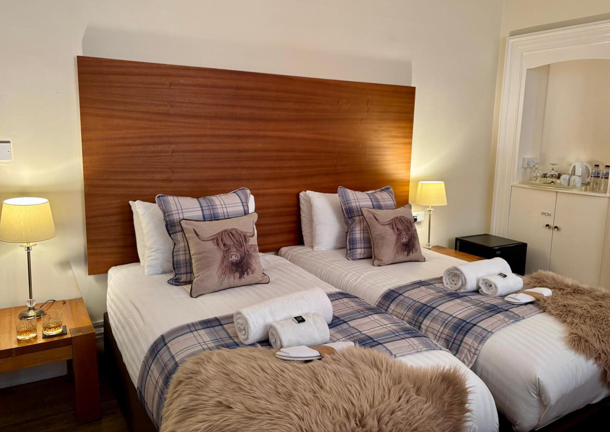The Claymore Guest House Pitlochry Eksteriør billede